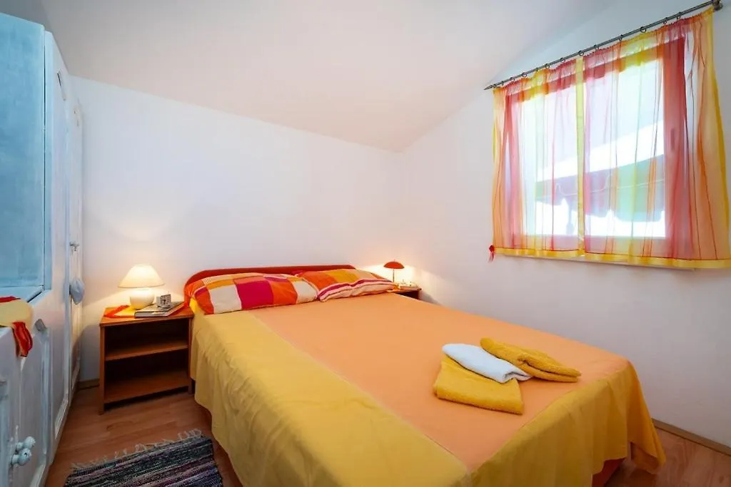 Apartments With A Parking Space Rovanjska, Paklenica - 22989 Jasenice   Jasenice (Zadar)