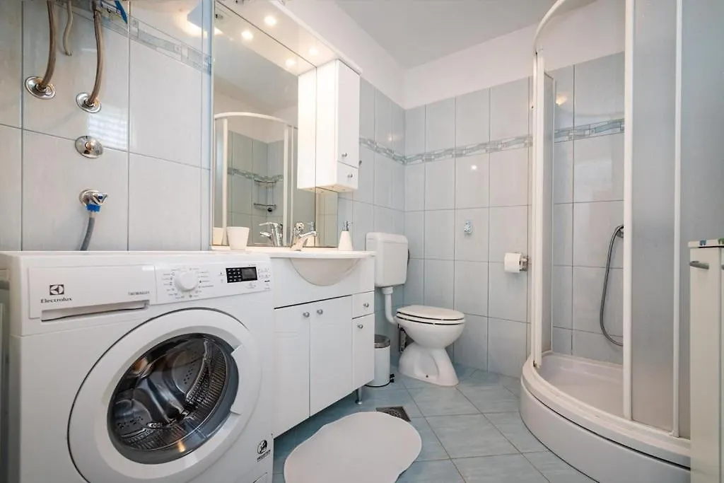 Apartments With A Parking Space Rovanjska, Paklenica - 22989 Jasenice  Croatia